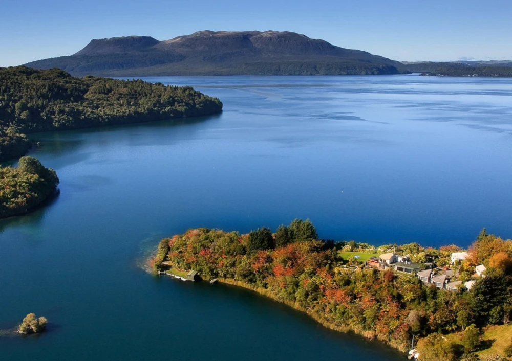 solitaire-lodge-luxury-beautiful