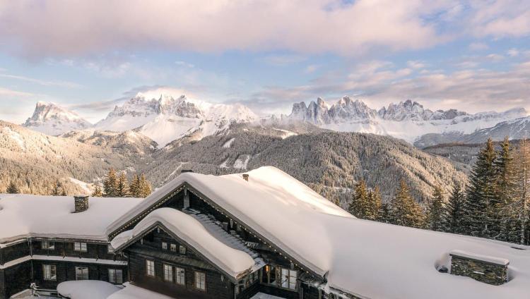 luxury-ski-hotel-resorts
