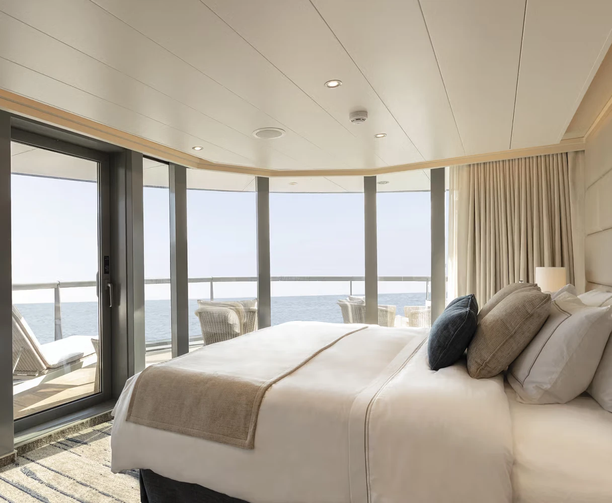 luxury-suite-silversea