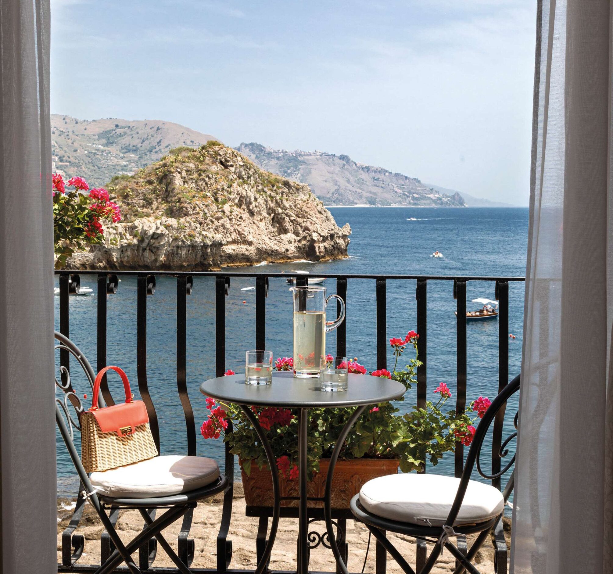 villa-san-andrea-belmond-sicily