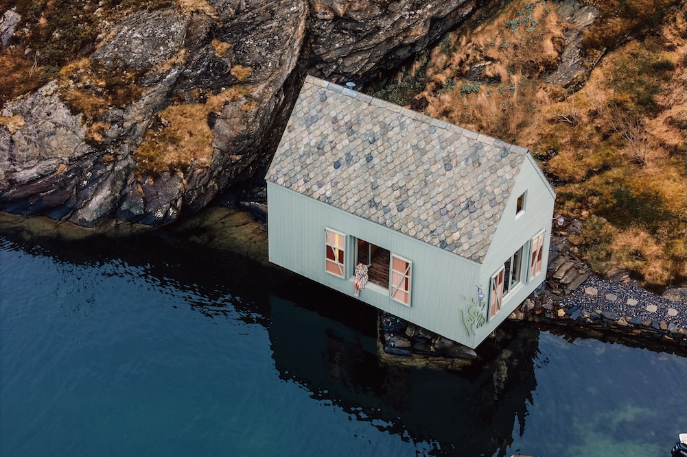 beyond-the-guidebook-lilloey-cabin