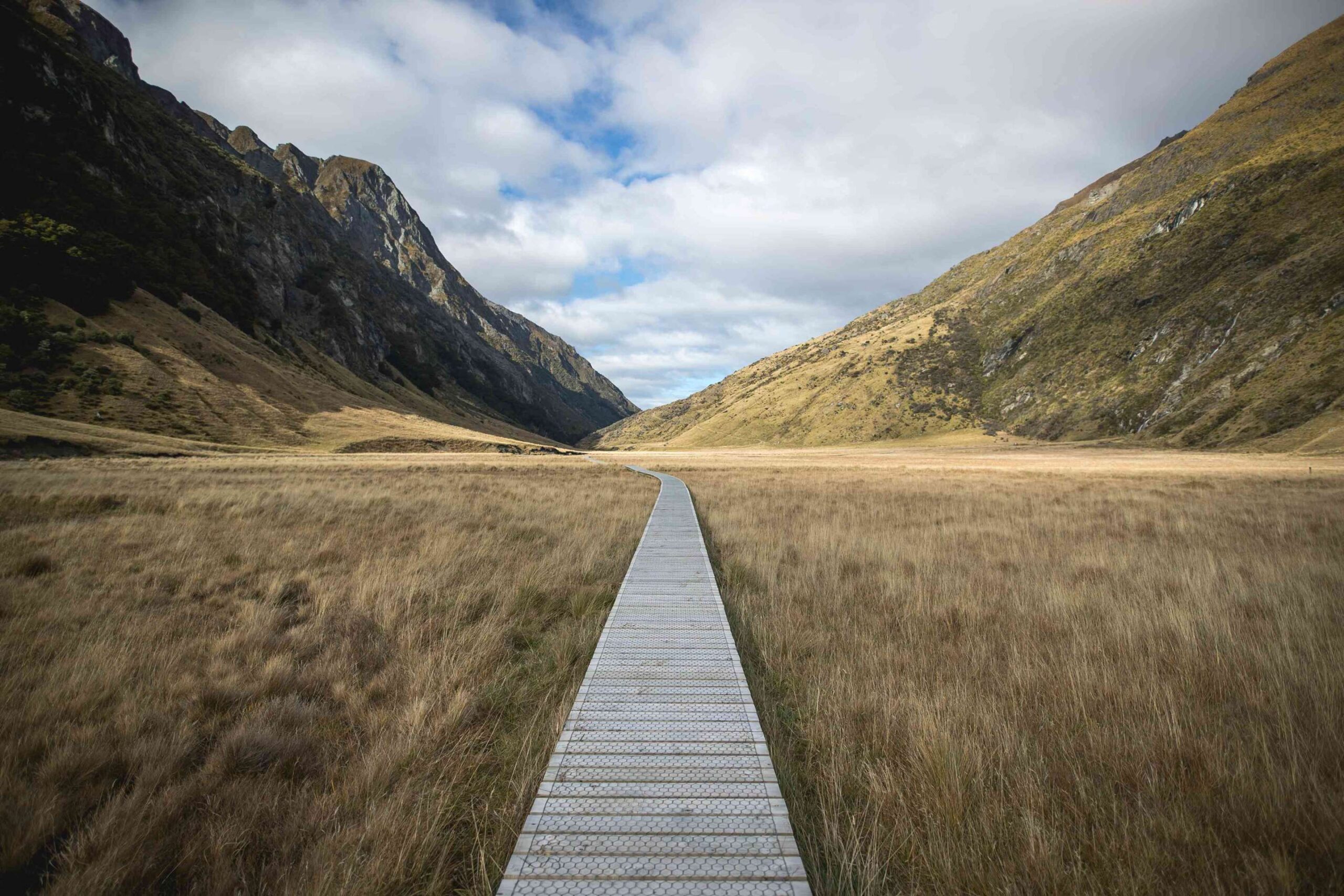 minaret-alpine-station-new-zealand