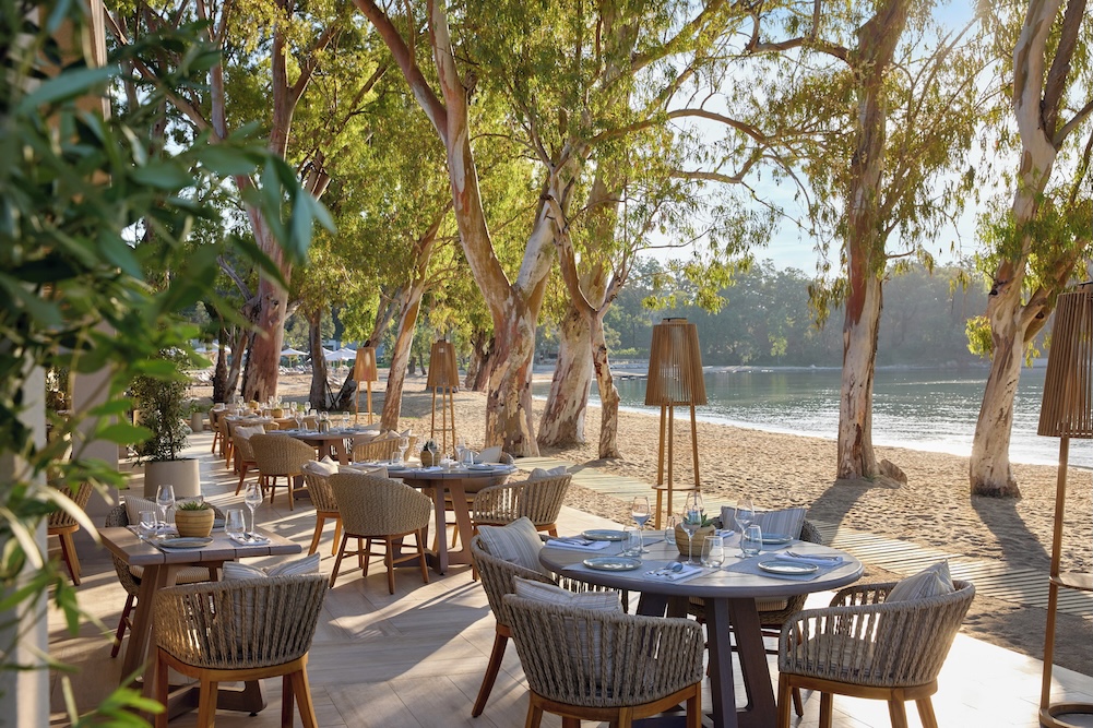 Ikos Odisia, Corfu